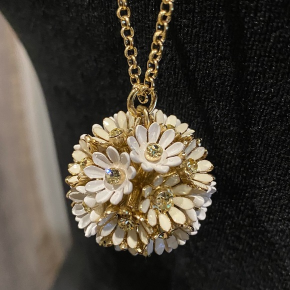 NWOT Kate Spade Love Me, Love Me Not necklace RARE - Picture 4 of 4